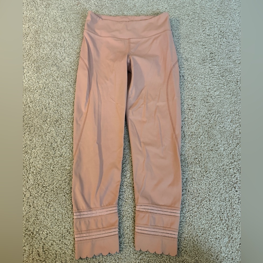 FP Movement by Free People Mauve Pink Cropped Leggings with Scalloped Hem